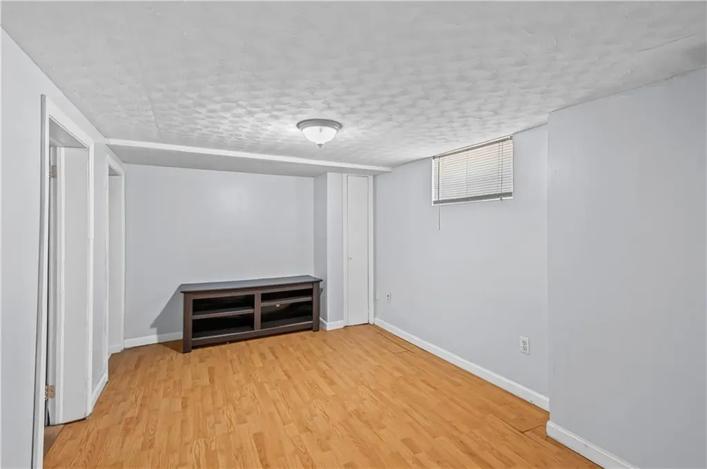 220 Bay View Avenue Cranston RI 02905