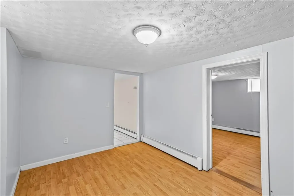 220 Bay View Avenue Cranston RI 02905