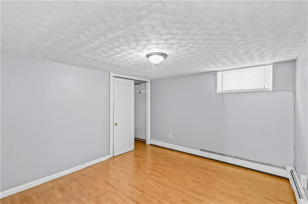 220 Bay View Avenue Cranston RI 02905