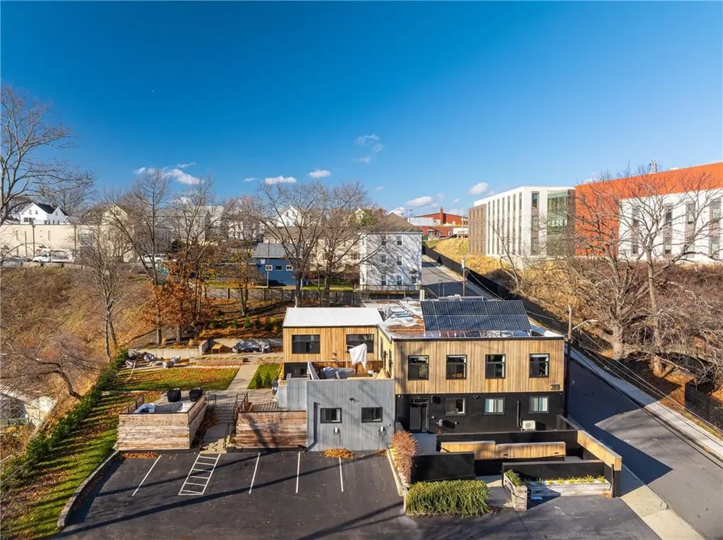 28 Wolcott Street Providence RI 02908