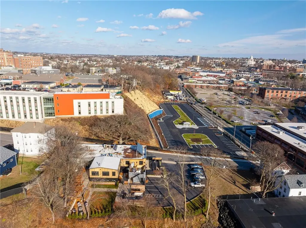 28 Wolcott Street Providence RI 02908