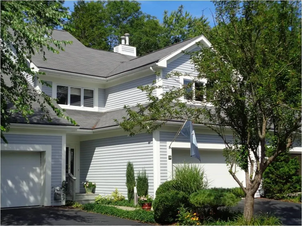 39 Bagy Wrinkle Cove Warren RI 02885