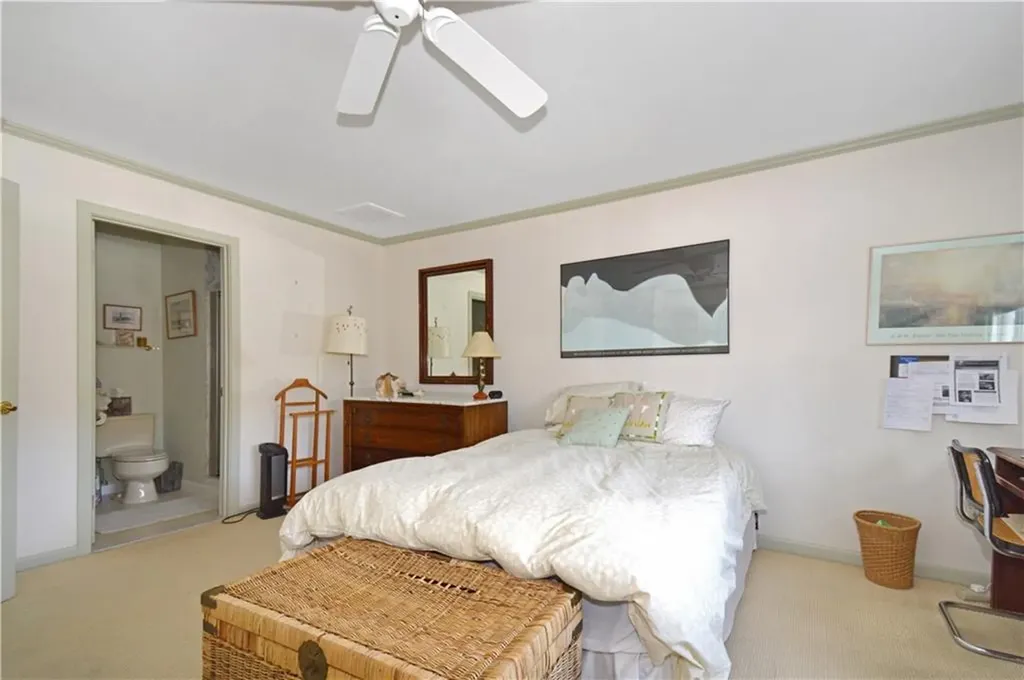 39 Bagy Wrinkle Cove Warren RI 02885