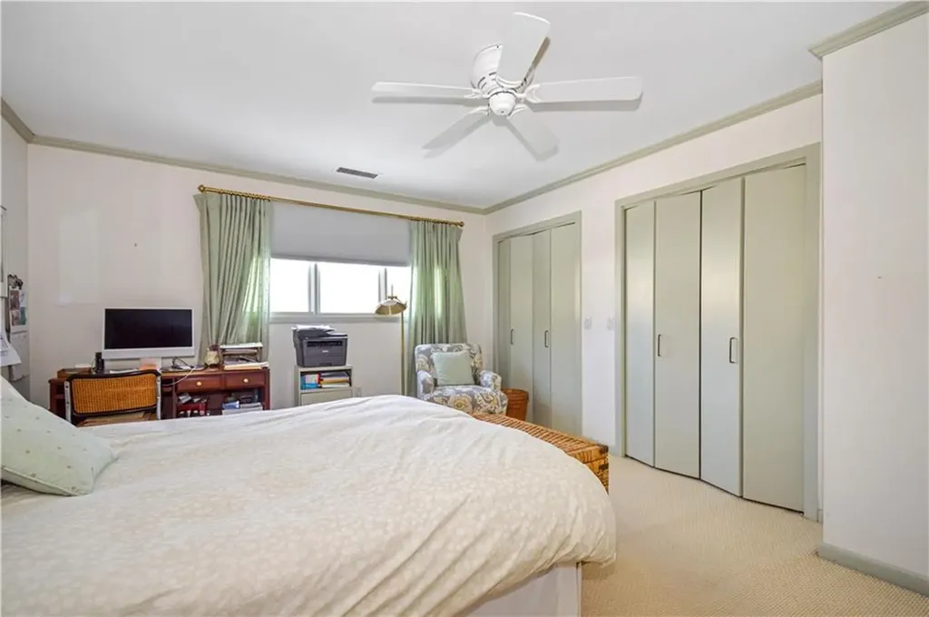 39 Bagy Wrinkle Cove Warren RI 02885