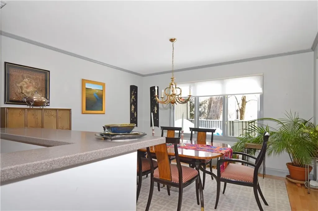 39 Bagy Wrinkle Cove Warren RI 02885