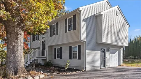 4 Battey Drive Smithfield RI 02828