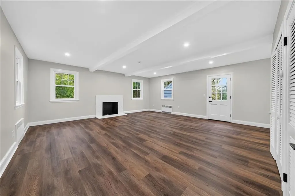 3360 Diamond Hill Road Cumberland RI 02864