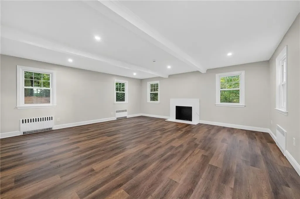 3360 Diamond Hill Road Cumberland RI 02864