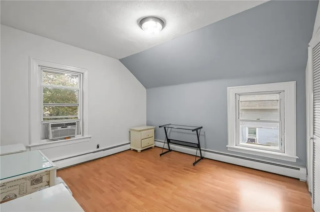 163 West Avenue Pawtucket RI 02860