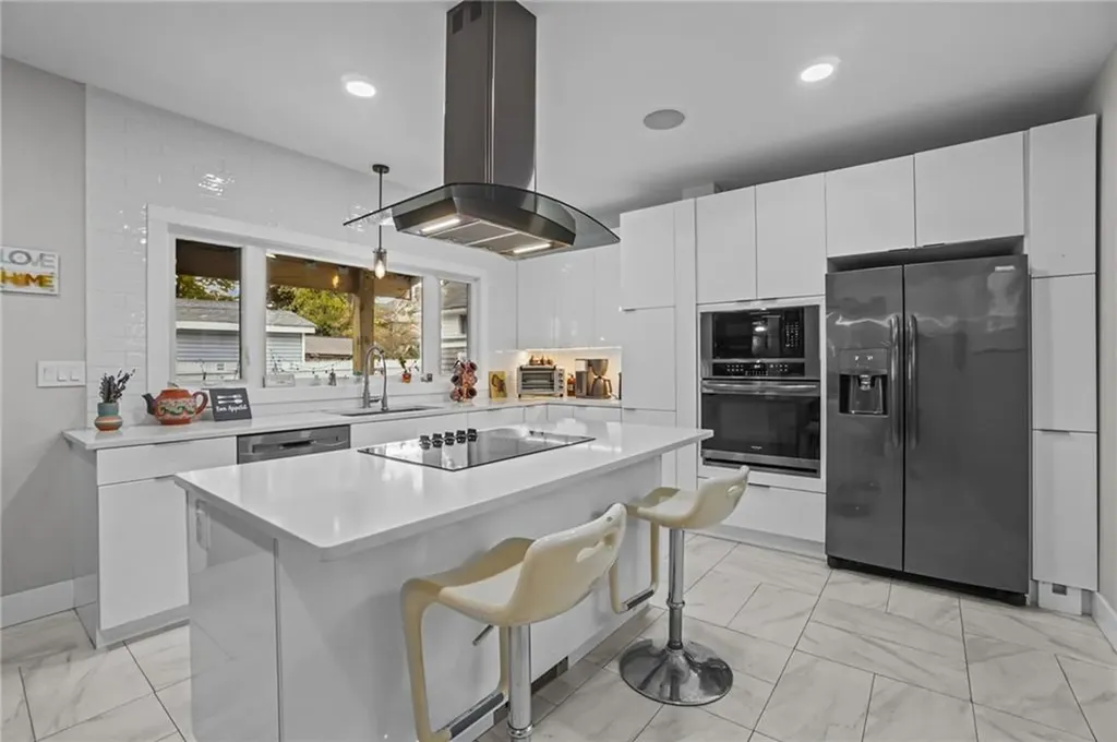 163 West Avenue Pawtucket RI 02860