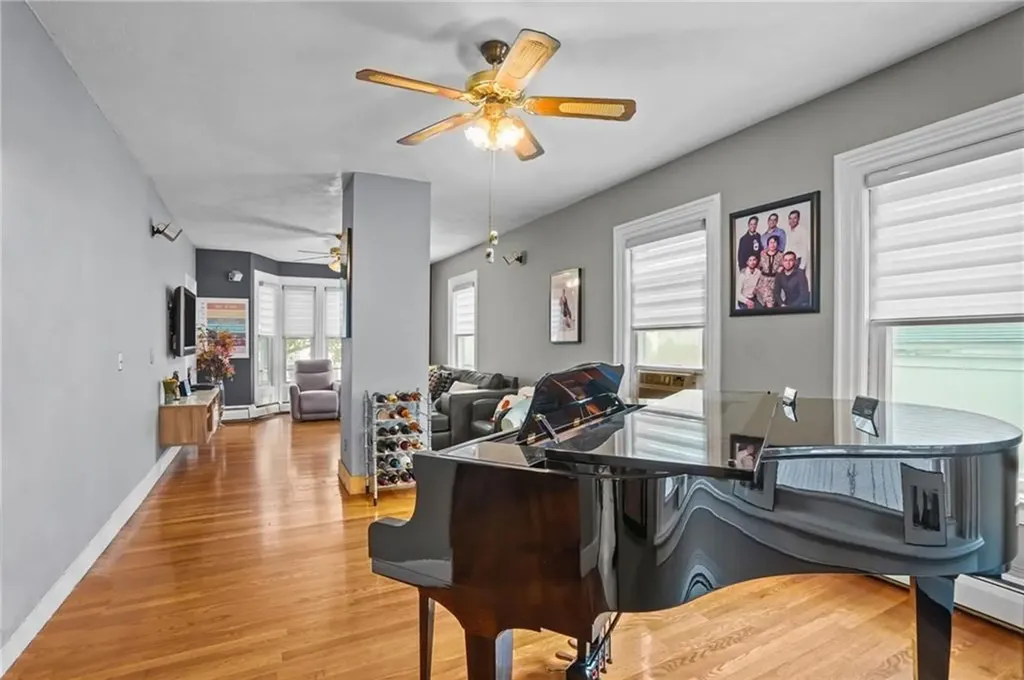 163 West Avenue Pawtucket RI 02860