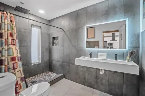 163 West Avenue Pawtucket RI 02860