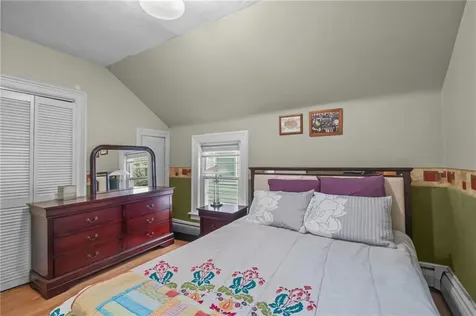 163 West Avenue Pawtucket RI 02860