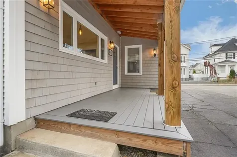 163 West Avenue Pawtucket RI 02860