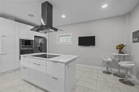 163 West Avenue Pawtucket RI 02860