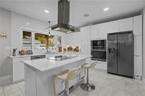 163 West Avenue Pawtucket RI 02860