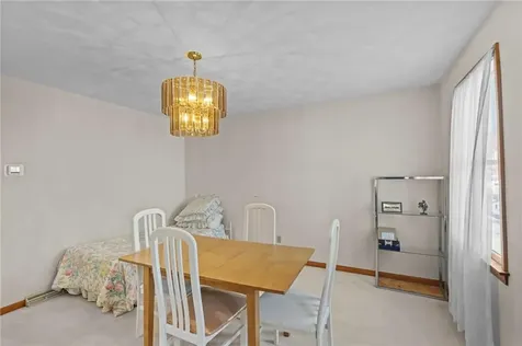 10 Arrowhead Way Warwick RI 02886