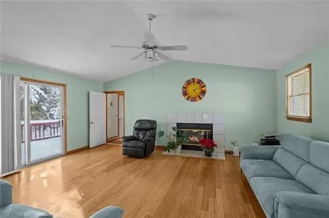 10 Arrowhead Way Warwick RI 02886