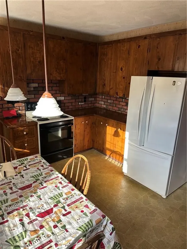 47 Clara Avenue Warwick RI 02889