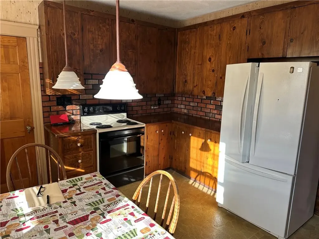 47 Clara Avenue Warwick RI 02889