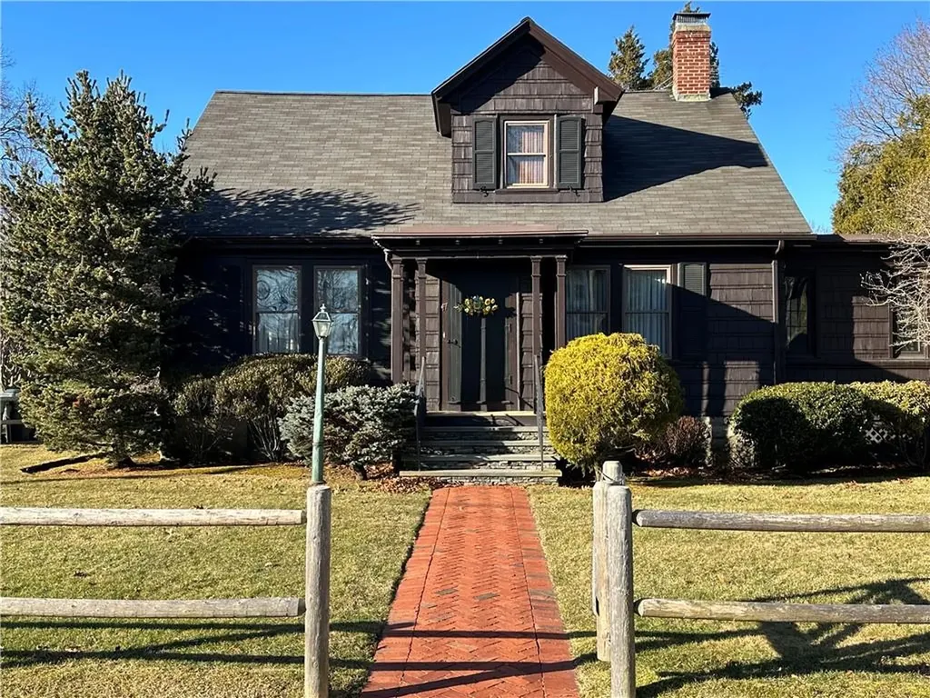 47 Clara Avenue Warwick RI 02889