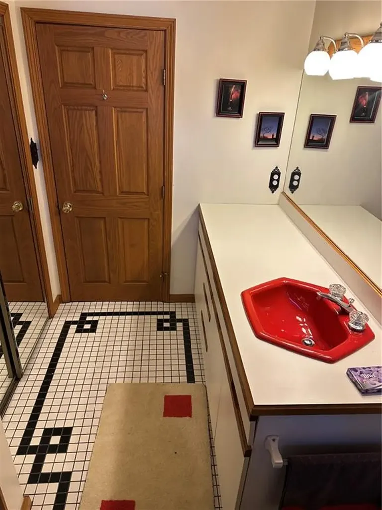 47 Clara Avenue Warwick RI 02889