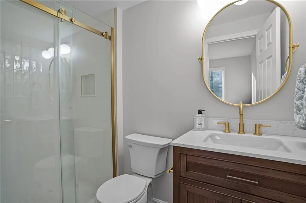 35 Bagy Wrinkle Cove Warren RI 02885