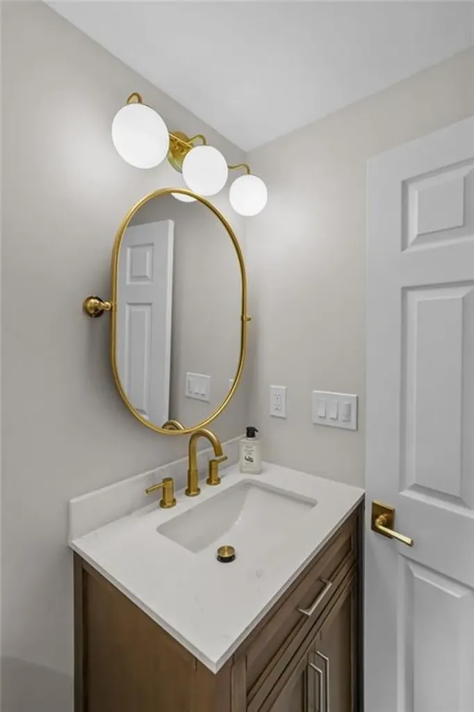 35 Bagy Wrinkle Cove Warren RI 02885