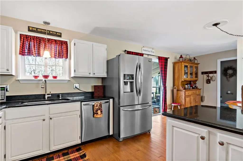 9 Parsley Lane Narragansett RI 02874