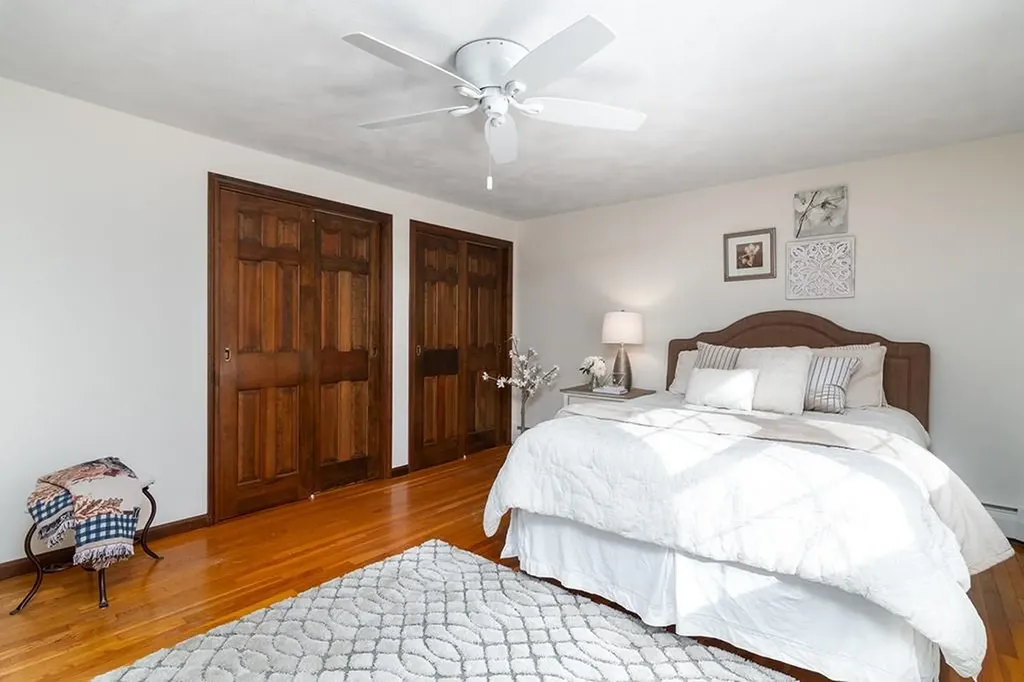 207 Beacon Drive North Kingstown RI 02852