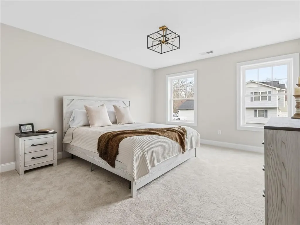 76 Medford Street Warwick RI 02889