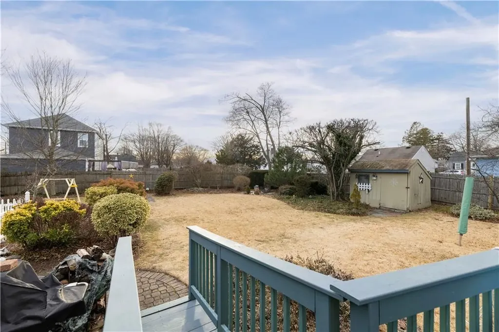 233 Palace Avenue Warwick RI 02886