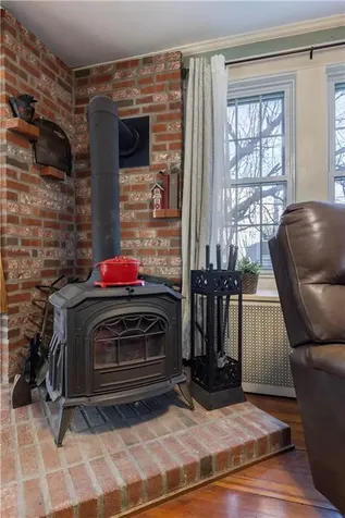 233 Palace Avenue Warwick RI 02886