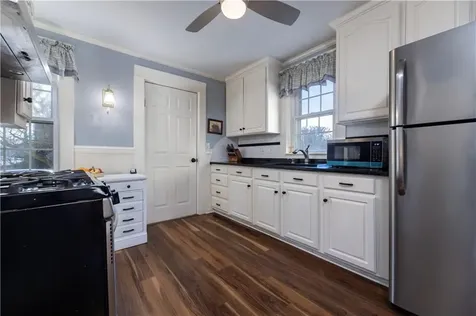 233 Palace Avenue Warwick RI 02886