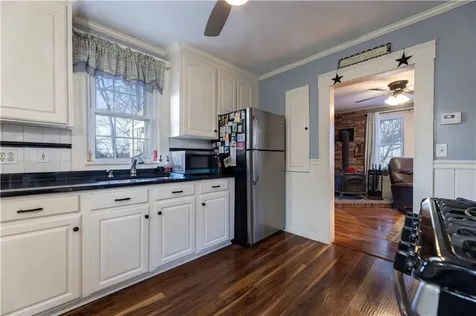 233 Palace Avenue Warwick RI 02886