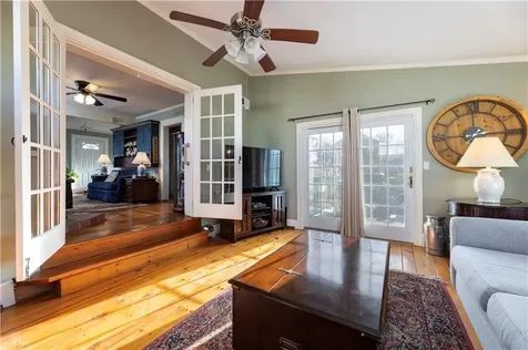 233 Palace Avenue Warwick RI 02886