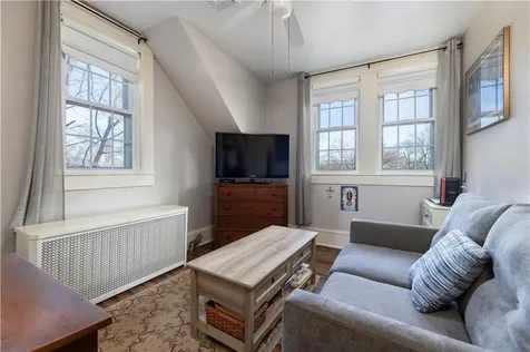 233 Palace Avenue Warwick RI 02886