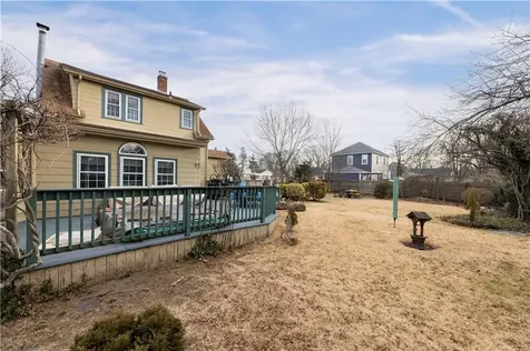 233 Palace Avenue Warwick RI 02886