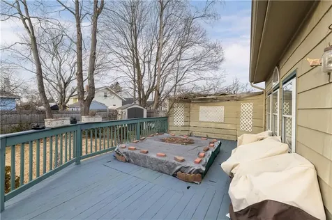 233 Palace Avenue Warwick RI 02886