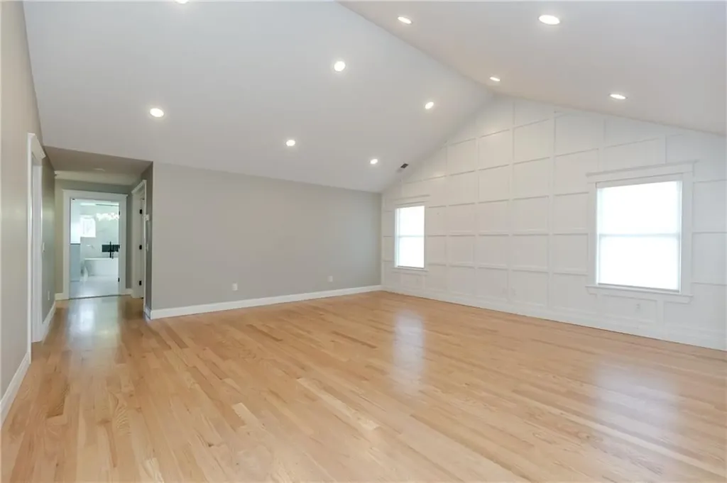 141 Fox Ridge Drive Cranston RI 02921