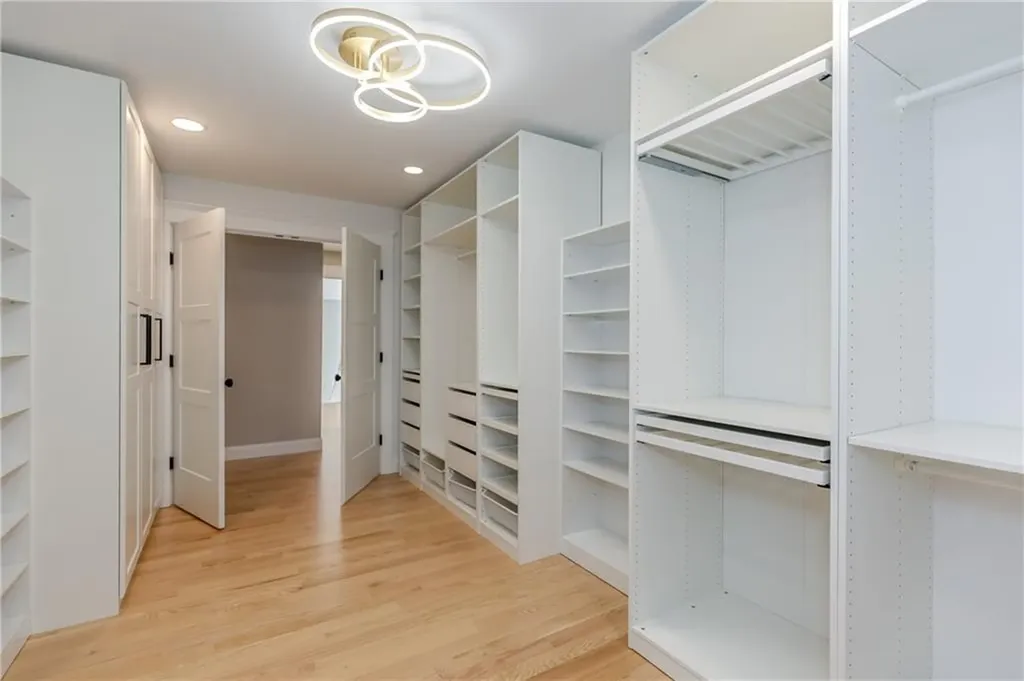 141 Fox Ridge Drive Cranston RI 02921