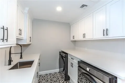 141 Fox Ridge Drive Cranston RI 02921