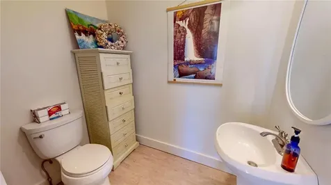 11 High Street Hopkinton RI 02804