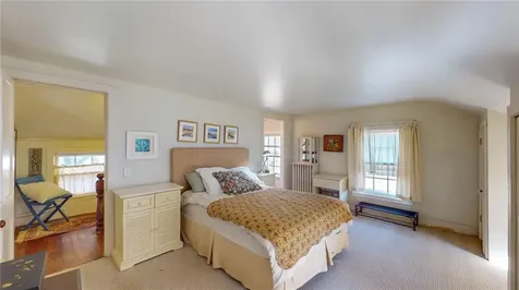 11 High Street Hopkinton RI 02804