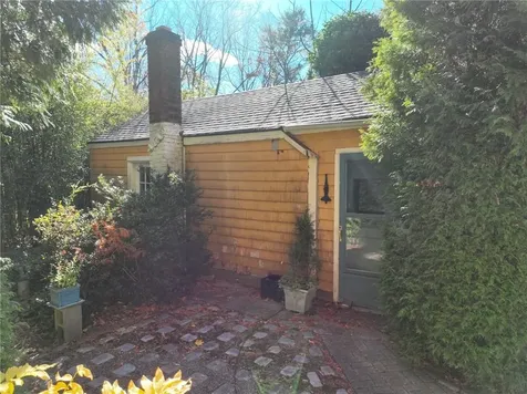 11 High Street Hopkinton RI 02804