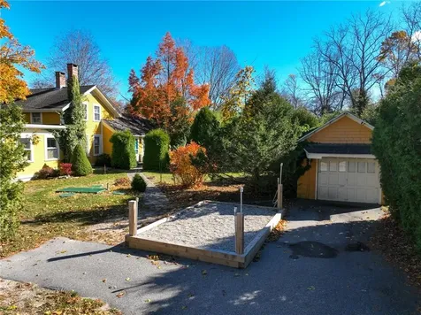 11 High Street Hopkinton RI 02804