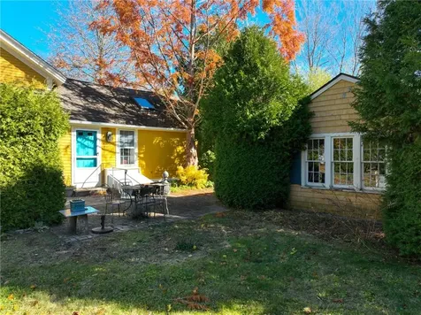 11 High Street Hopkinton RI 02804