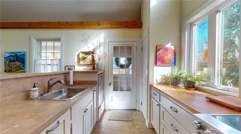 11 High Street Hopkinton RI 02804