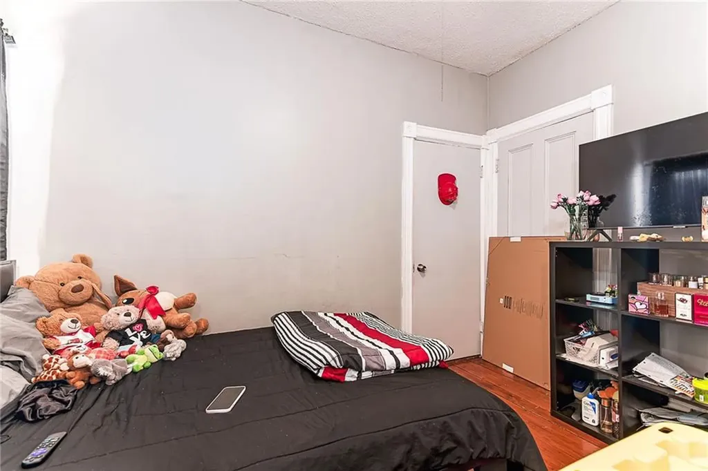 11 Appleton Avenue Pawtucket RI 02860
