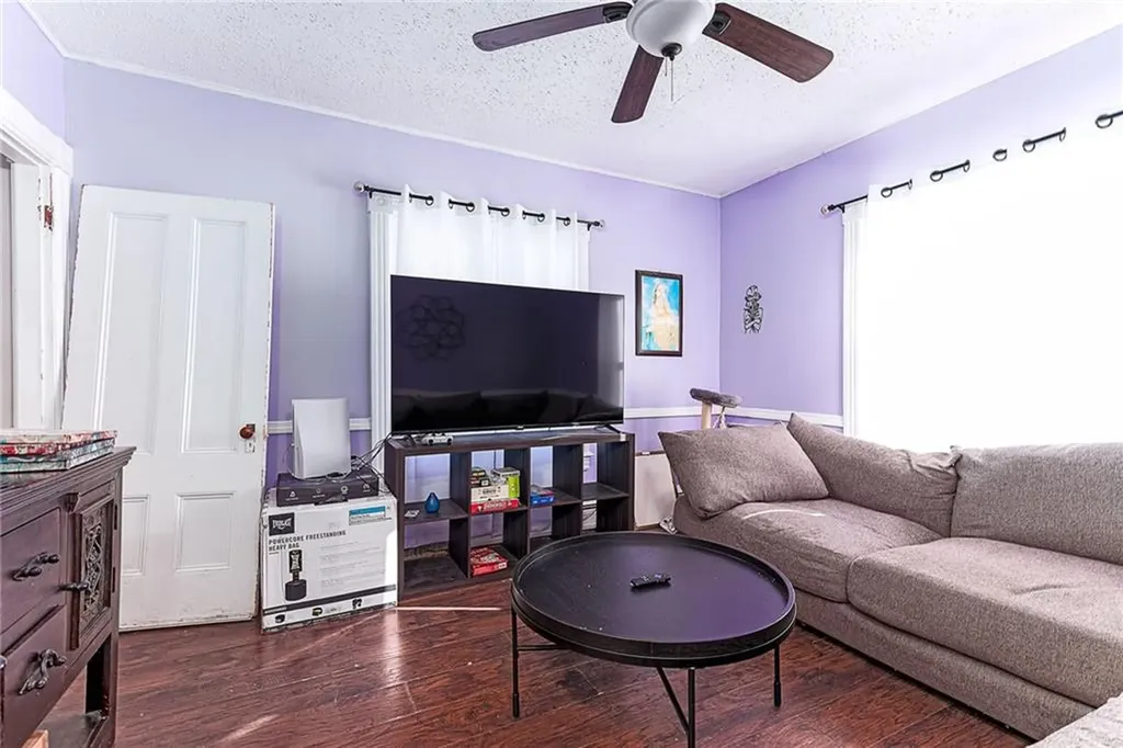 11 Appleton Avenue Pawtucket RI 02860